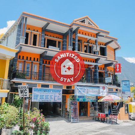Oyo 1351 Tanggulasi Resto & Residence Syariah Magetan Kültér fotó