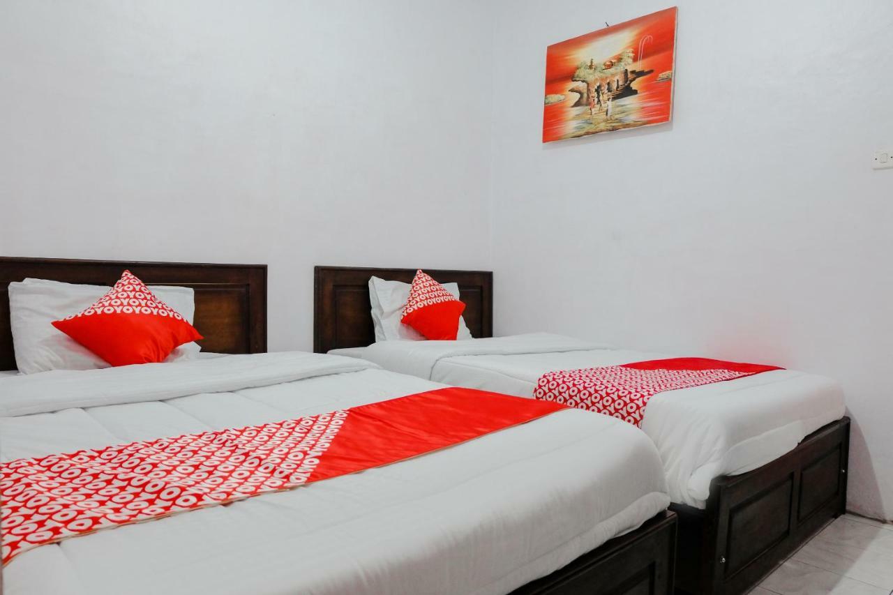 Oyo 1351 Tanggulasi Resto & Residence Syariah Magetan Kültér fotó
