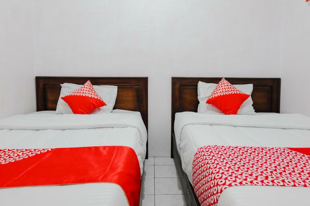 Oyo 1351 Tanggulasi Resto & Residence Syariah Magetan Kültér fotó